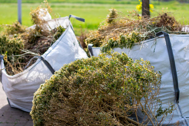 Retail Junk Removal in Highlands, TX